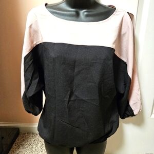 New York & Company Black and Pink Boxy 3/4 Sleeve Top